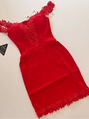 Rare London, Romantic Red Off the Shoulder Floral Embroidery Bodycon Dress Sz 4